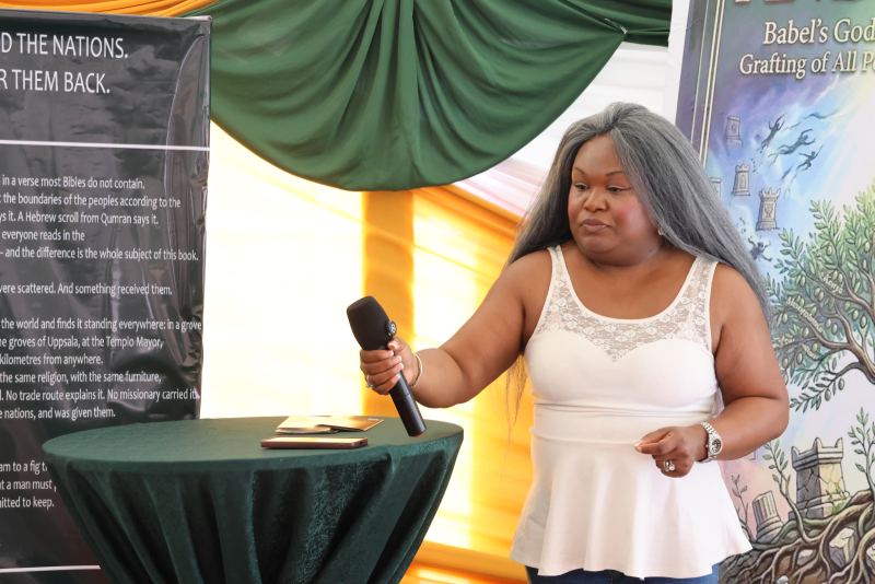 Book launch photo 16