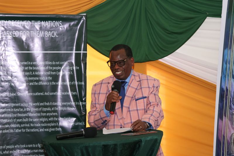 Book launch photo 24